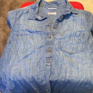 Women’s shirt